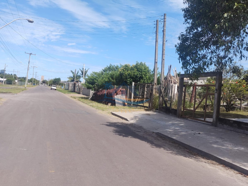 Terreno avenida Arroio do Sal.