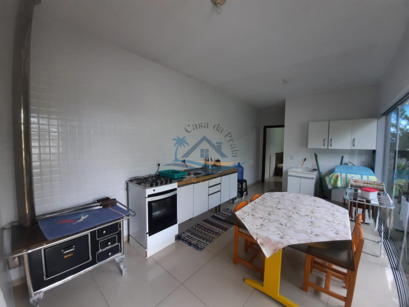 Casa a venda em Arroio do Sal-RS.