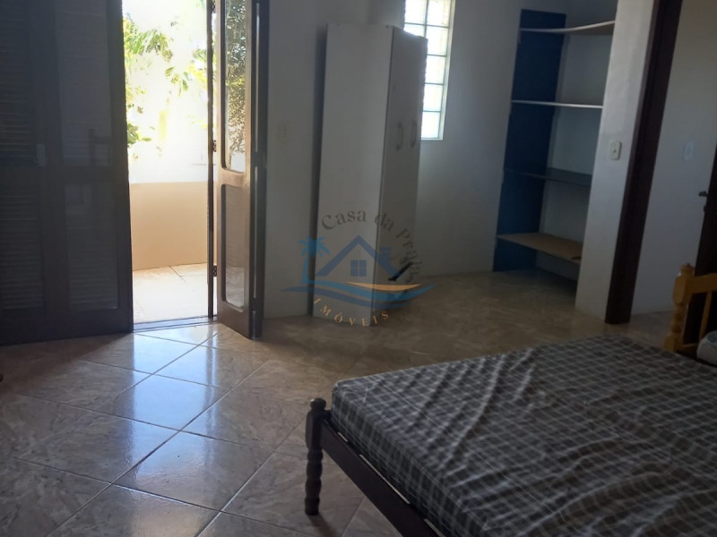 Casa a venda em Arroio do Sal-RS, próximo ao mar.