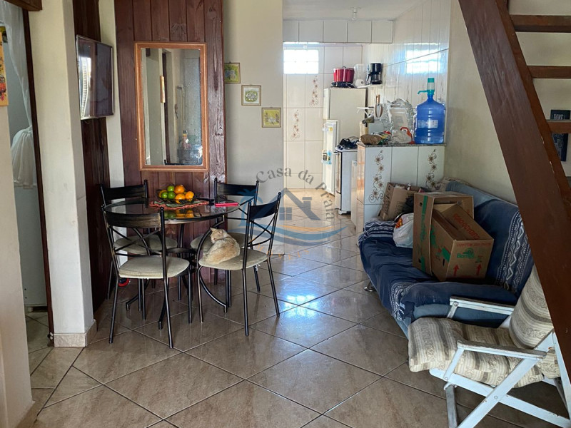 Casa com piscina a venda em Arroio do Sal-RS.