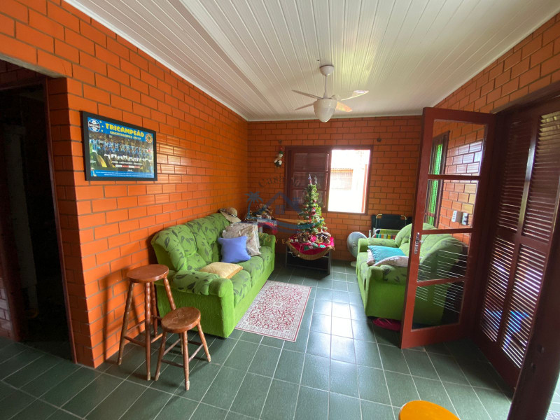 Casa a venda em Arroio do Sal-RS.