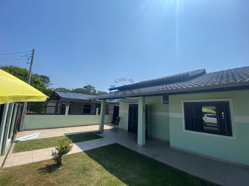 Casa a venda em Arroio do Sal-RS.