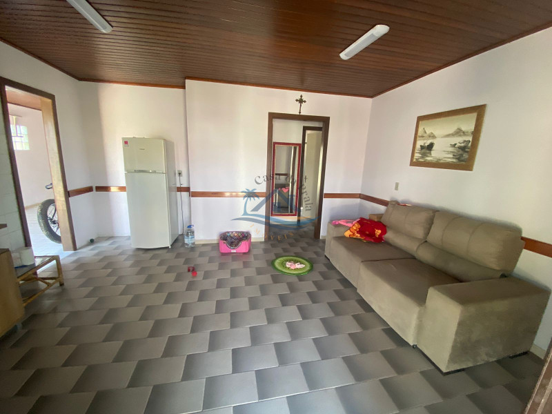 Casa a venda em Arroio do Sal-RS.