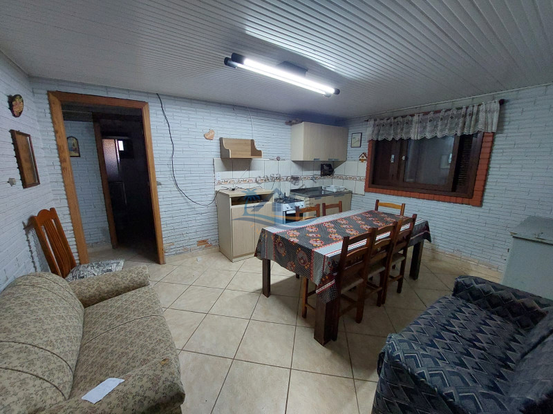 Casa a venda em Arroio do Sal-RS.