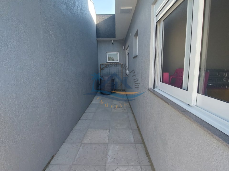 Casa a venda em Arroio do Sal-RS.