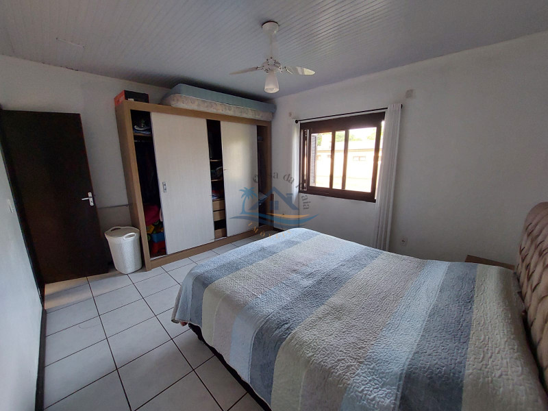 Casa a venda em Arroio do Sal.