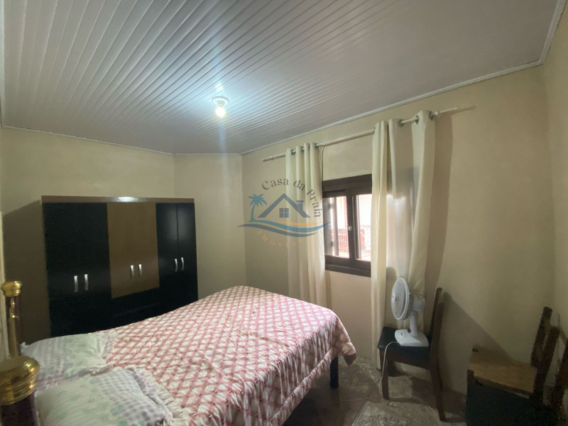 Casa a venda em Arroio do Sal.