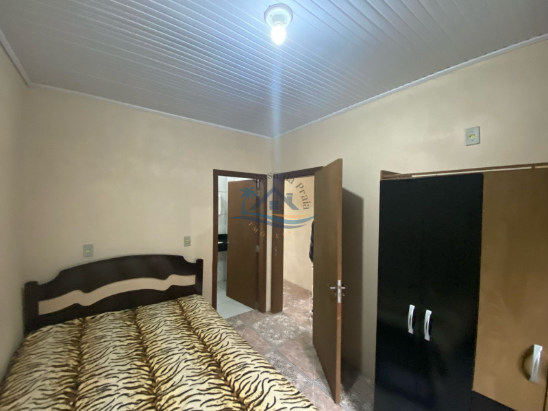 Casa a venda em Arroio do Sal.