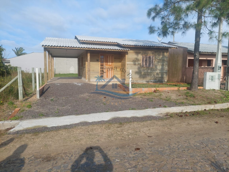 Casa a venda em Torres.