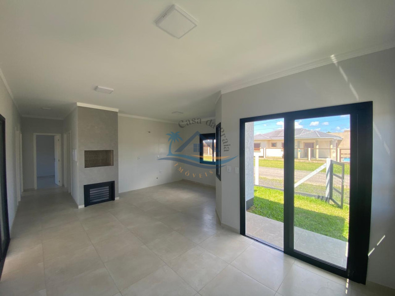 Casa a venda em Arroio do Sal-RS.