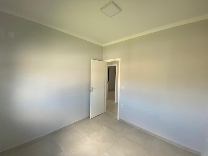 Casa a venda em Arroio do Sal-RS.