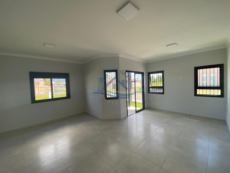 Casa a venda em Arroio do Sal-RS.