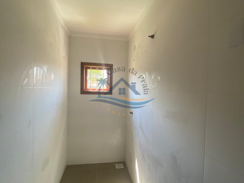 Casa a venda em Arroio do Sal-RS.