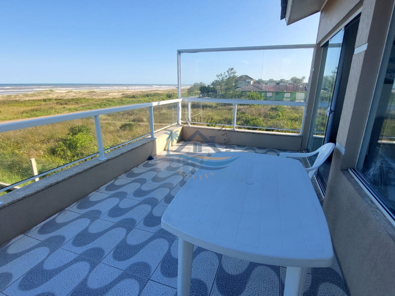 Casa a venda em Arroio do Sal.