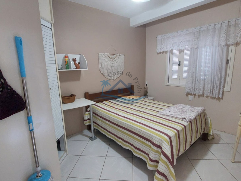 Casa a venda em Arroio do Sal.