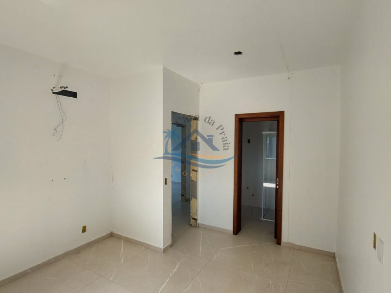 Casa a venda em Arroio do Sal.