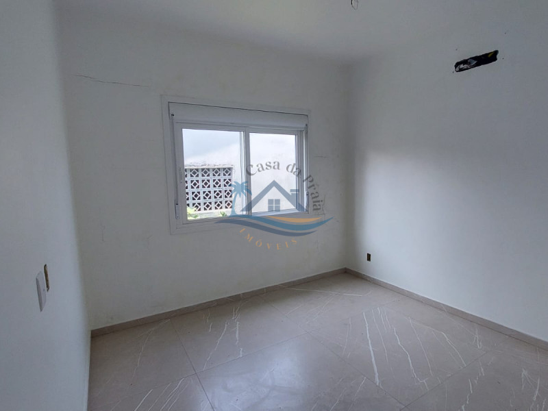 Casa a venda em Arroio do Sal.