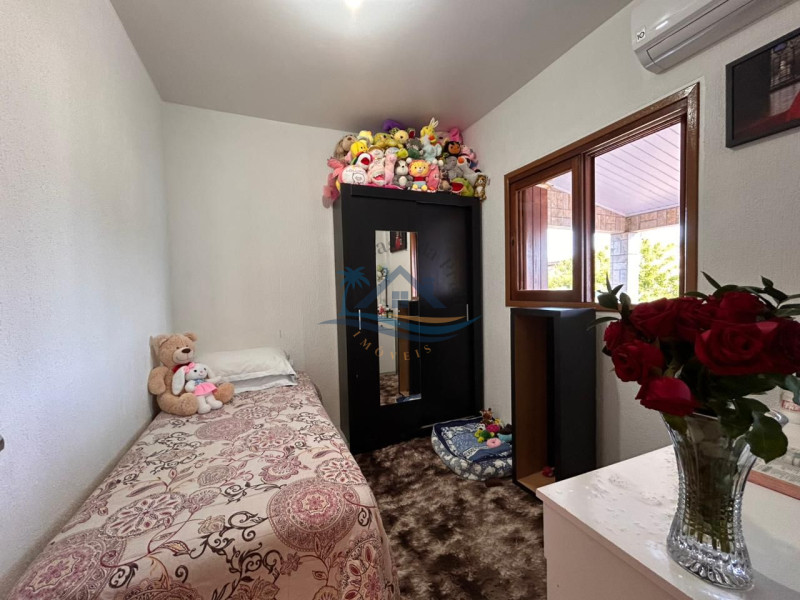 Casa a venda em Arroio do Sal.