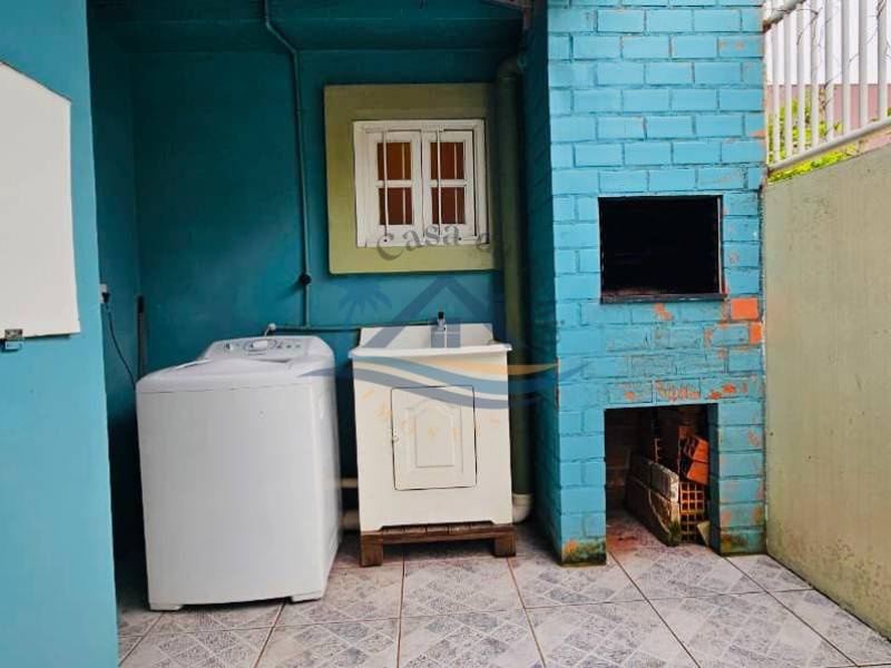 Casa a venda em Arroio do Sal.