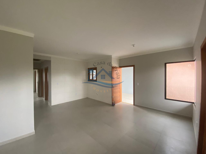 Casa a venda em Arroio do Sal.