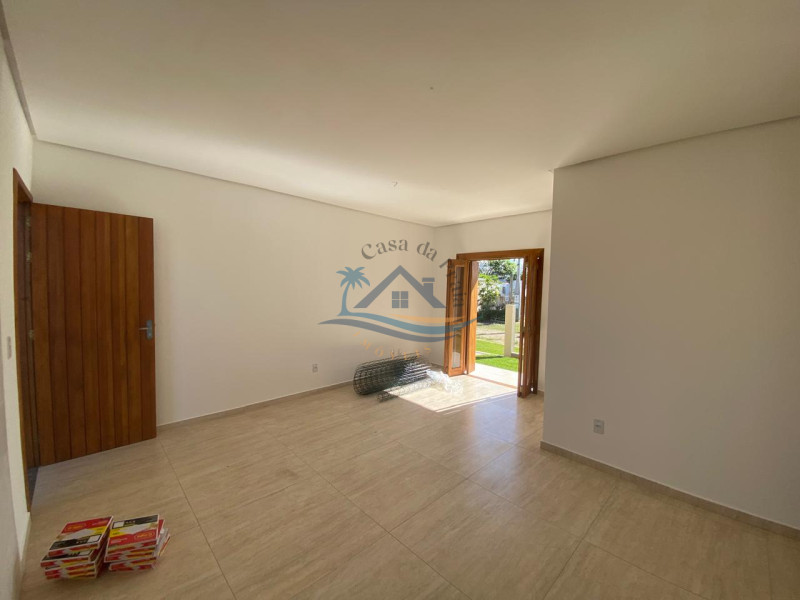 Casa a venda em Arroio do Sal.