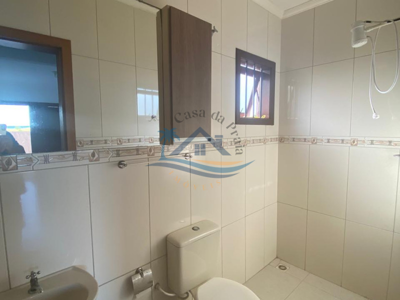 Sobrado a venda em Arroio do Sal.