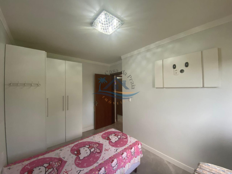 Casa a venda em Arroio do Sal.