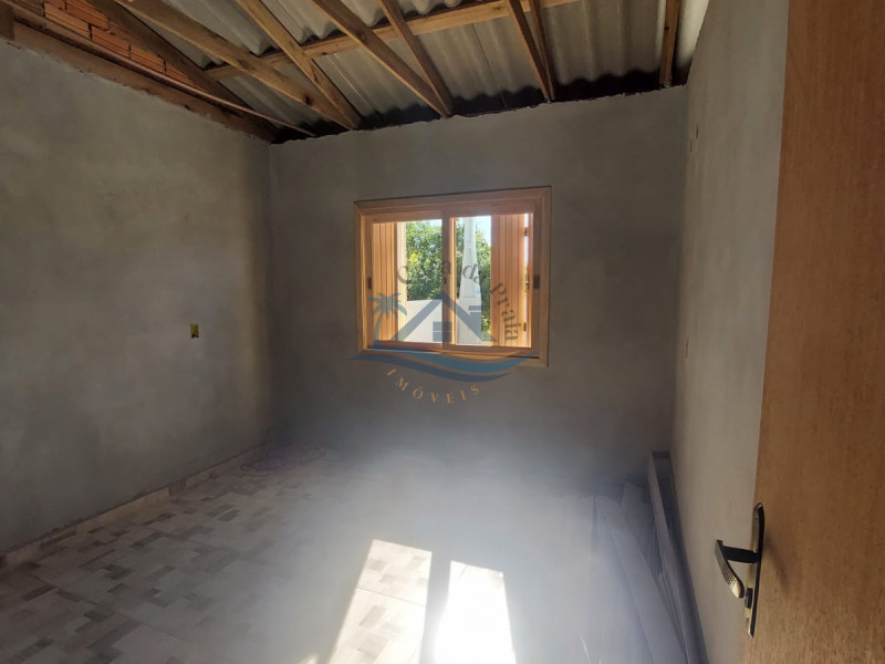 Casa a venda em Arroio do Sal.