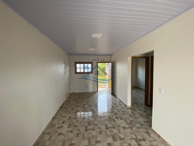 Casa a venda em Arroio do Sal.