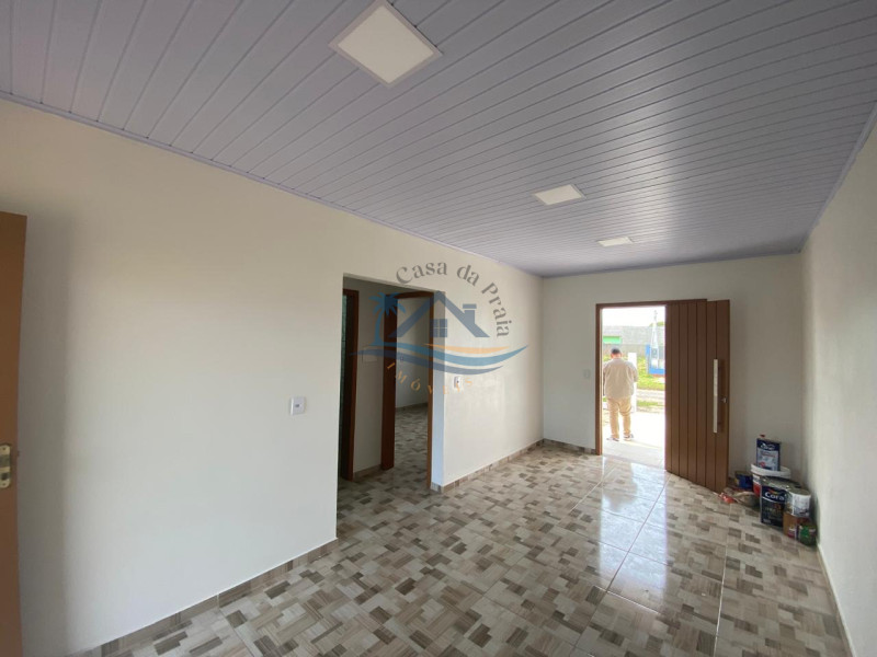 Casa a venda em Arroio do Sal.