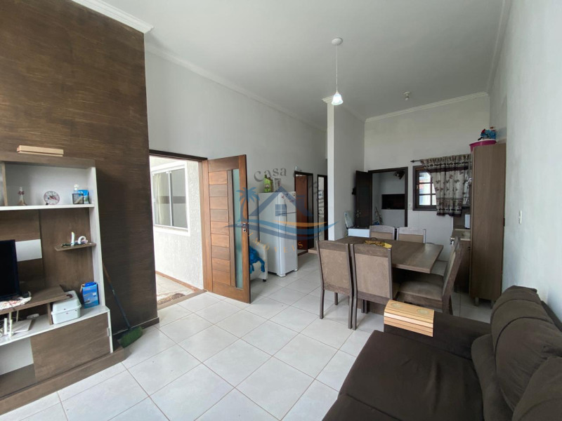 Casa a venda em Arroio do Sal.