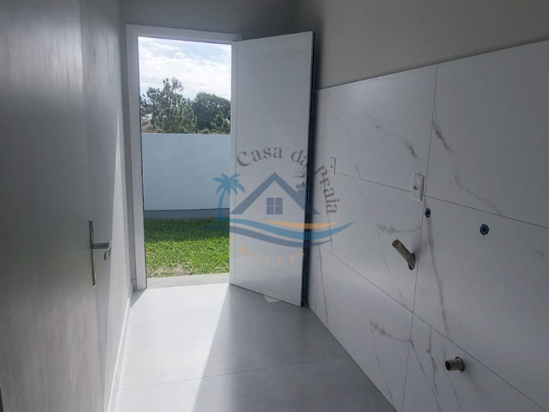 Casa a venda em Arroio do Sal.