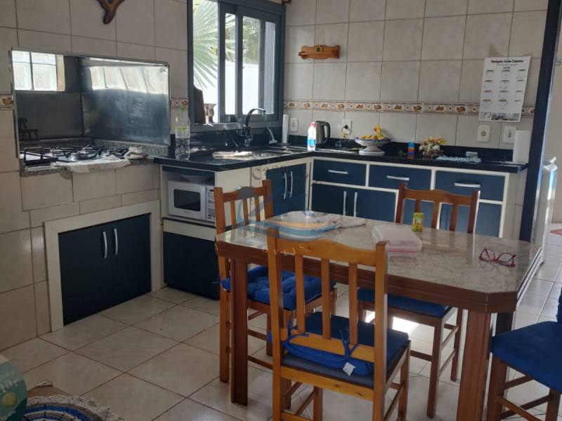 Casa a venda em Arroiodo Sal.