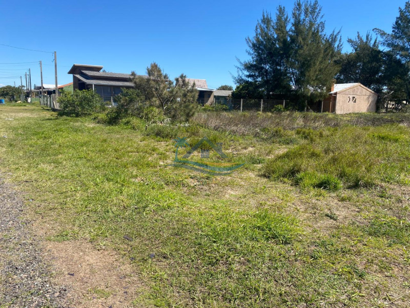 Terreno a venda em Arroio do Sal.